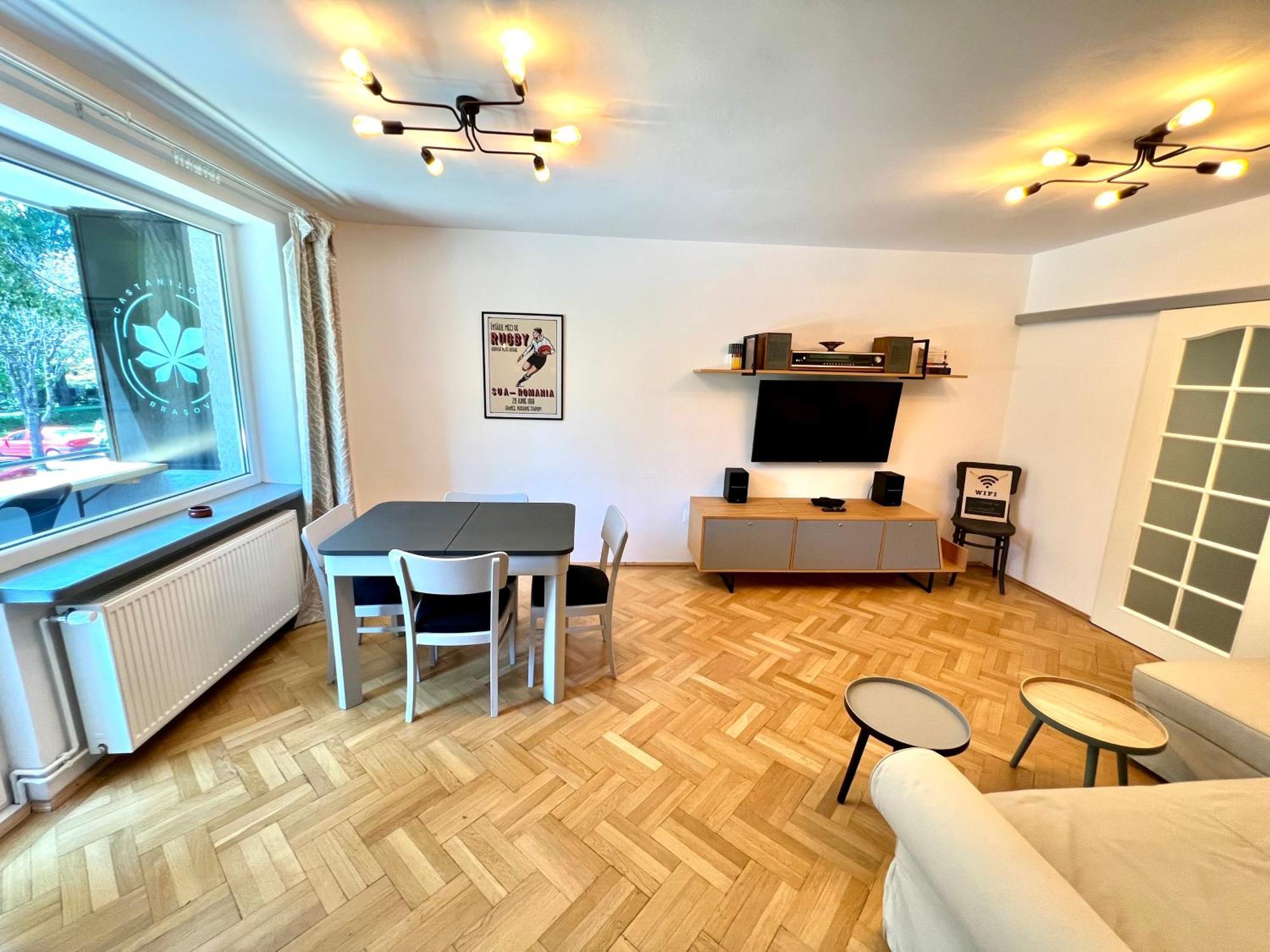 Castanilor 6 - Hip Industrial Apartment Close To City Centre Brasov Exterior photo